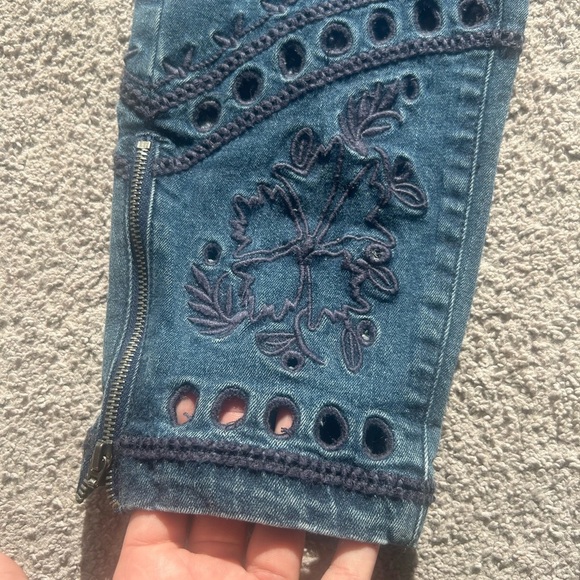 DKR & co jeans with gorgeous embroidery on the bottoms of the jeans and zippers - Picture 5 of 6